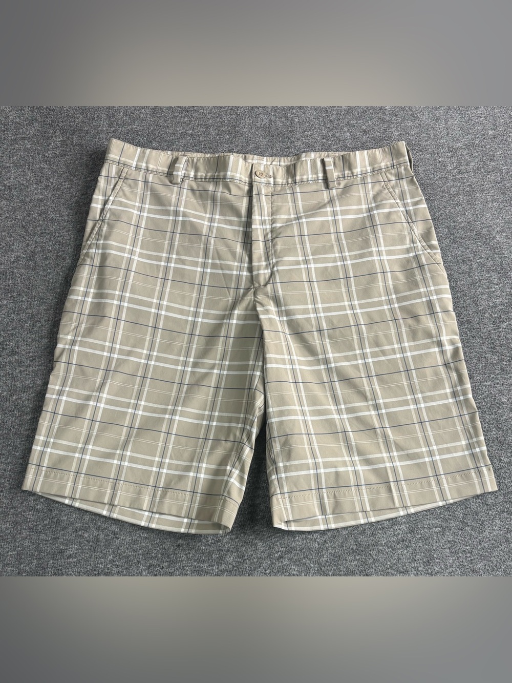 Nike Golf | Men's Plaid Performance Shorts | Dri-Fit | Size 36